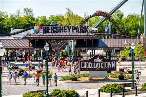 when does hersheypark close 2023